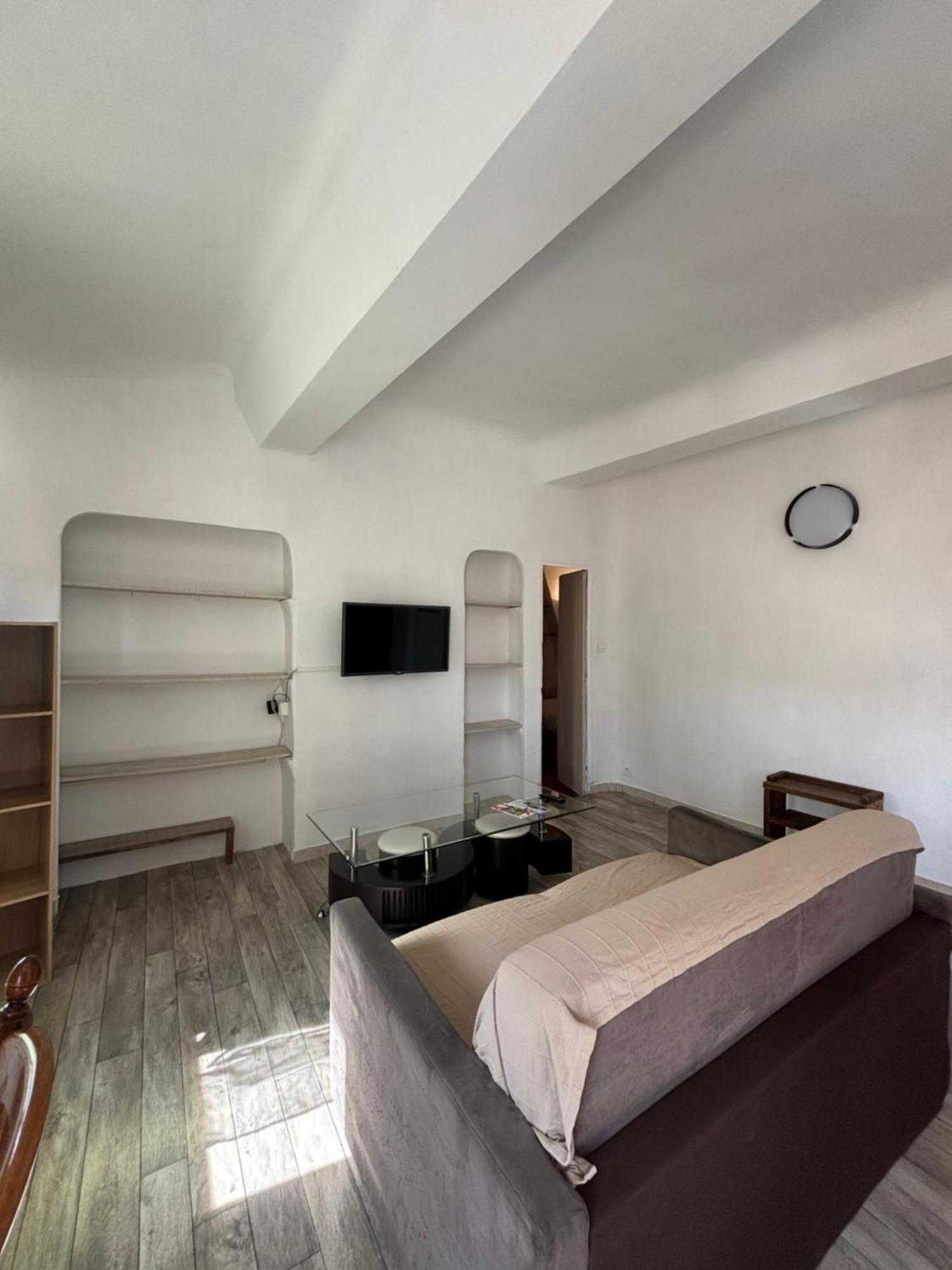Le Matheron Apartment Aix-en-Provence Ngoại thất bức ảnh